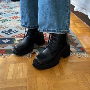 Black Women's Leather Lace-Up Boots